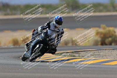 media/Oct-08-2022-SoCal Trackdays (Sat) [[1fc3beec89]]/Turn 14 (1050am)/